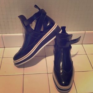 ZARA Oxford Black Booties 37